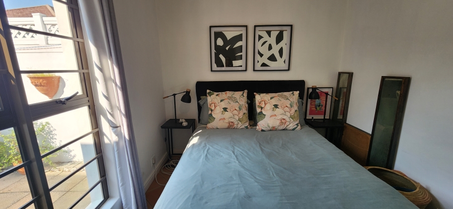 To Let 2 Bedroom Property for Rent in Harfield Village Western Cape
